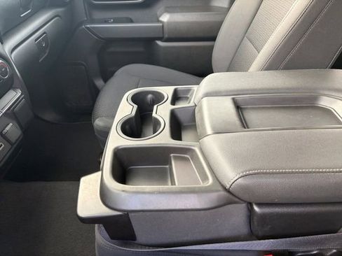 Used 2022 Chevrolet Silverado 2500 Custom w/ Custom Value Package AWD/4WD image 25