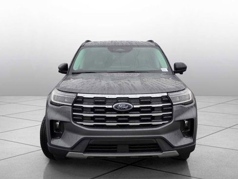 New 2026 Ford Explorer Active w/ Active Comfort Package RWD image 2