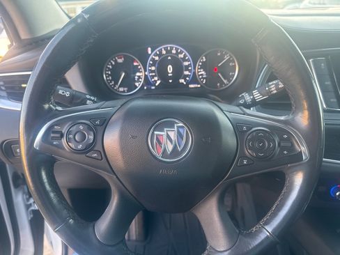 Used 2020 Buick Enclave Avenir w/ Avenir Technology Package image 23