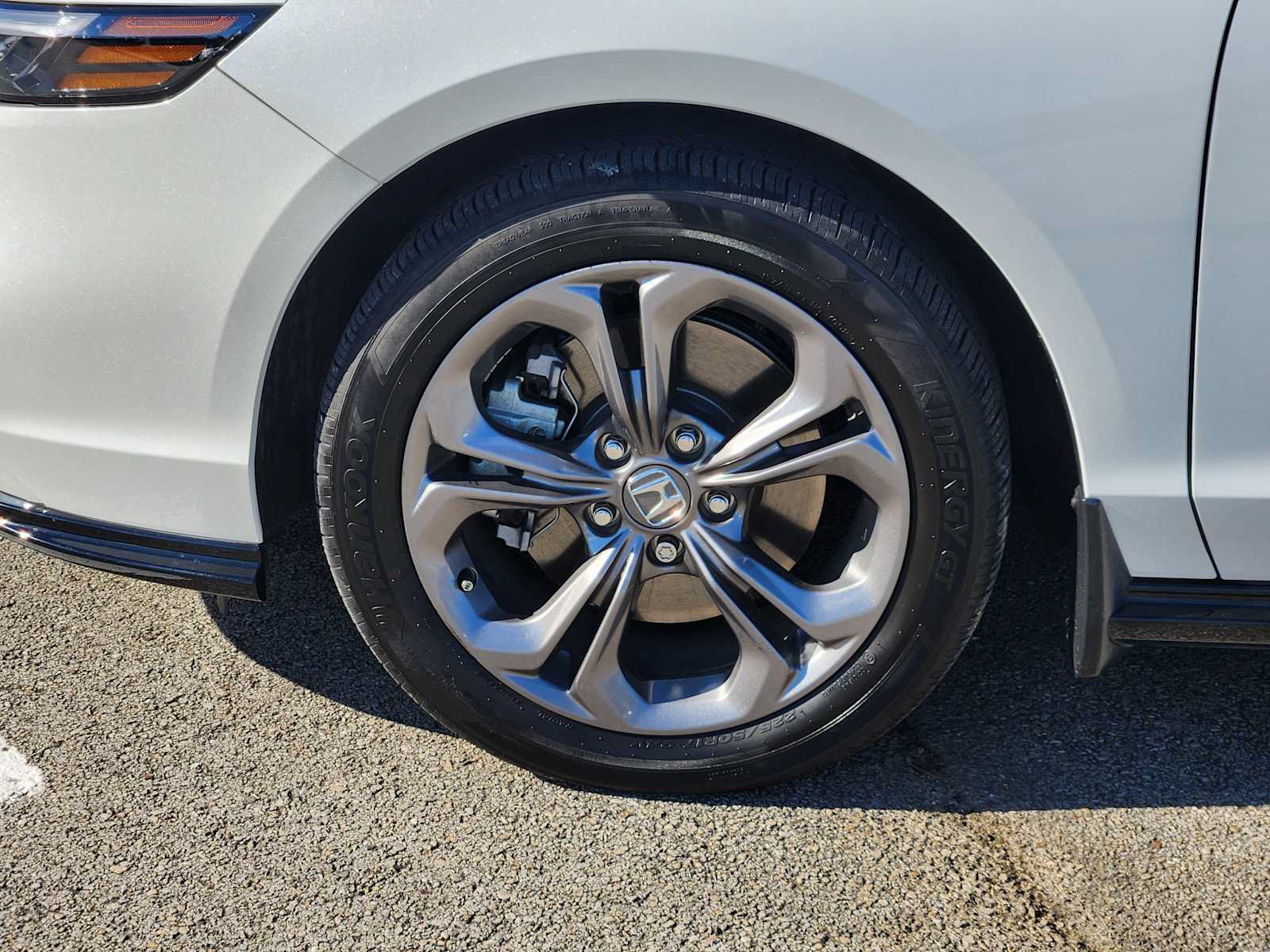 Certified 2023 Honda Accord EX-L image 9