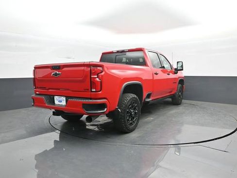 Used 2024 Chevrolet Silverado 2500 LTZ w/ LTZ Plus Package image 7