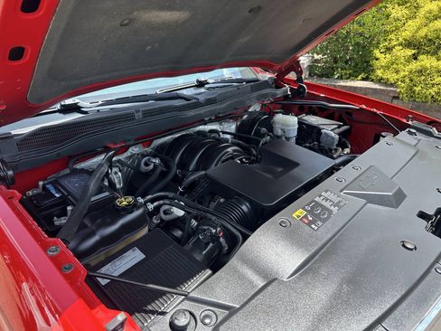 Used 2015 Chevrolet Silverado 1500 LT RWD image 12