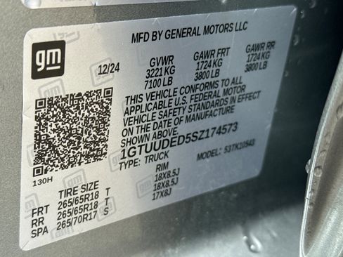 Used 2025 GMC Sierra 1500 SLT image 39