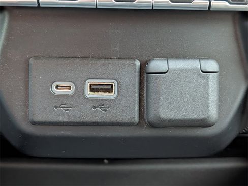 Used 2019 Chevrolet Silverado 1500 LTZ w/ LTZ Plus Package image 19