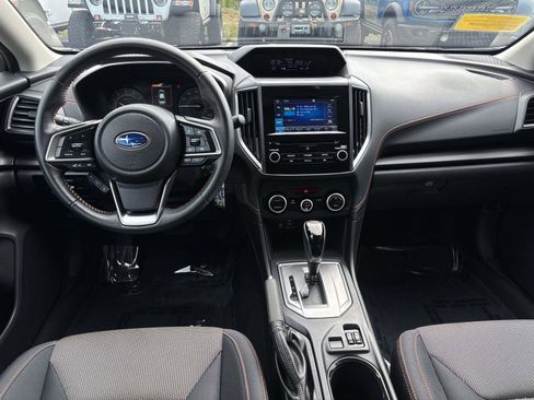 Used 2023 Subaru Crosstrek 2.0i Premium image 12