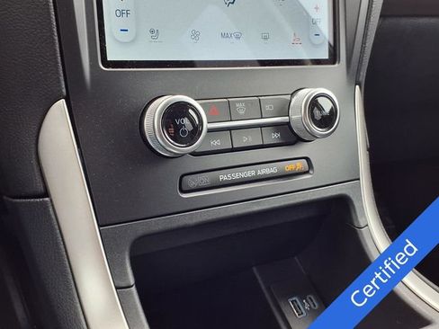 Certified 2024 Ford Edge SEL w/ Convenience Package AWD/4WD image 12
