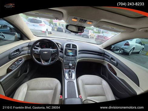 Used 2013 Chevrolet Malibu LT FWD image 8