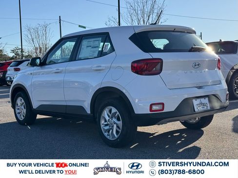 New 2026 Hyundai Venue SE image 10