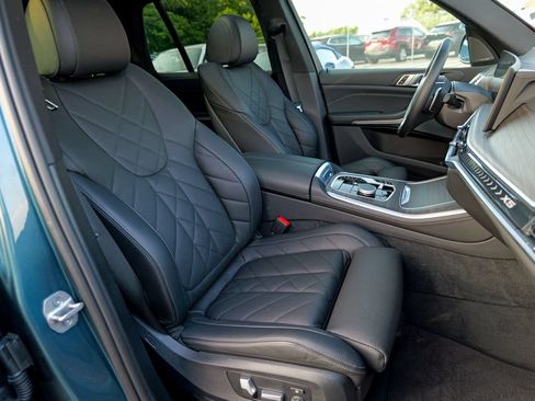 Used 2024 BMW X5 xDrive40i w/ Premium Package AWD/4WD image 37