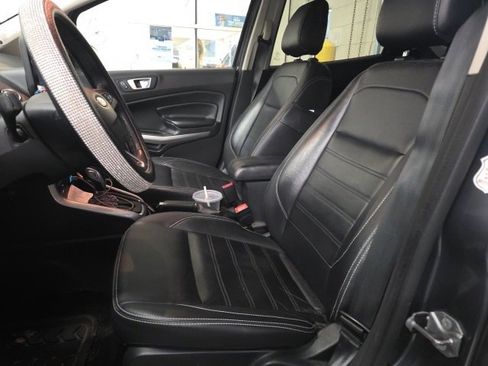Used 2020 Ford EcoSport Titanium image 7