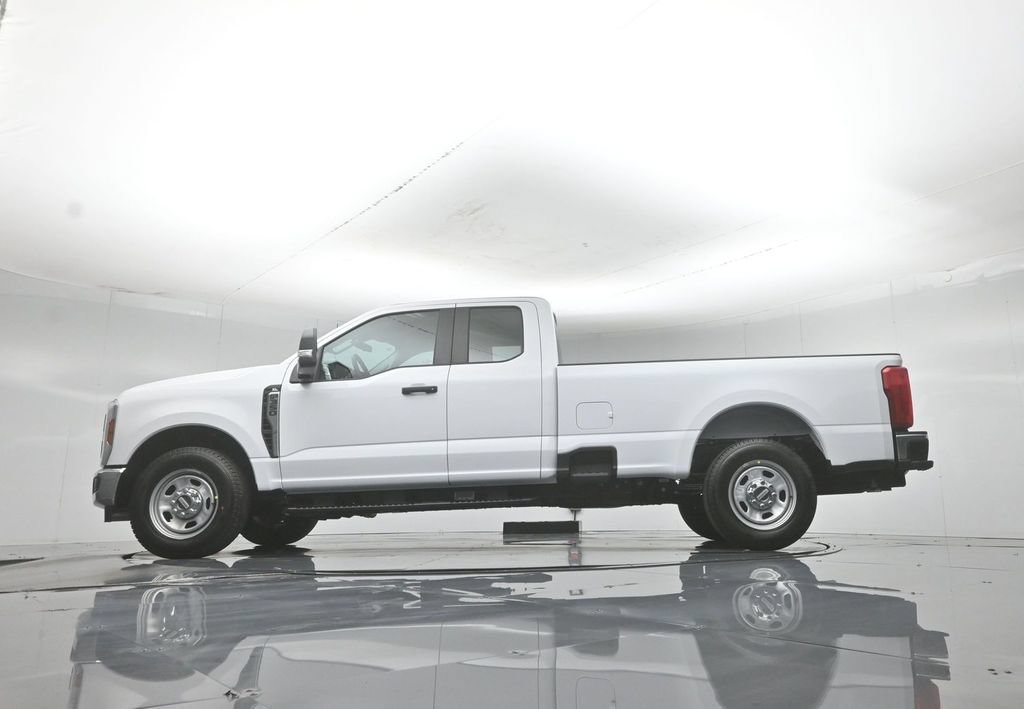 New 2026 Ford F350 XL w/ XL Chrome Package RWD image 50
