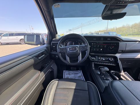 Used 2024 GMC Sierra 1500 AT4X image 22