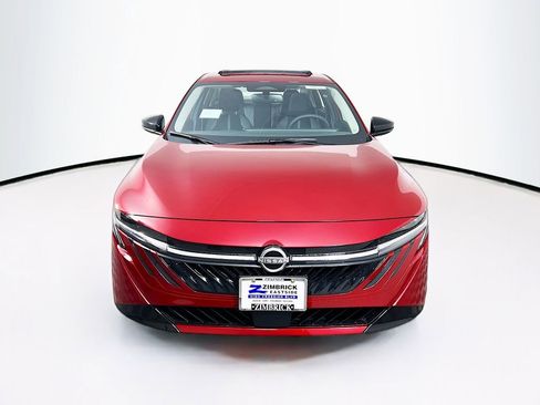 New 2026 Nissan Sentra SV w/ SV Convenience Package FWD image 2