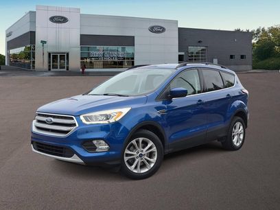 Used 2017 Ford Escape SE w/ Equipment Group 201A