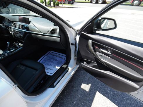 Used 2015 BMW 328i xDrive Sedan AWD/4WD image 23