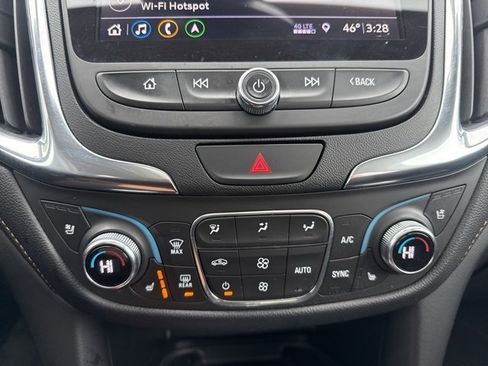 Used 2020 Chevrolet Equinox Premier image 31