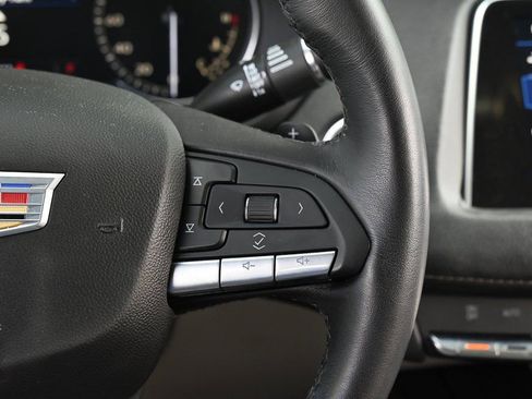 Used 2021 Cadillac XT4 Luxury image 21