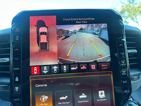 Certified 2025 RAM 2500 Limited w/ Towing Technology Group image 22