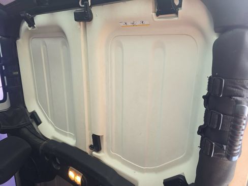 Used 2014 Jeep Wrangler Sport AWD/4WD image 30