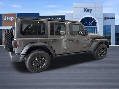 Used 2021 Jeep Wrangler Unlimited Sport AWD/4WD image 8