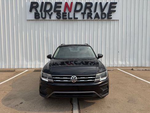 Used 2019 Volkswagen Tiguan SE w/ Panoramic Sunroof Package FWD image 10