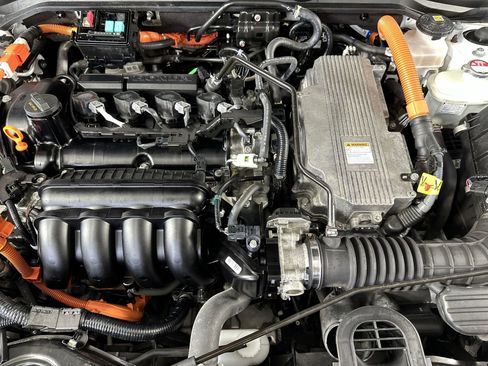 Used 2021 Honda Insight EX image 32