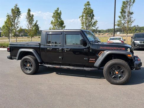 Used 2021 Jeep Gladiator Mojave w/ Cold Weather Group AWD/4WD image 13