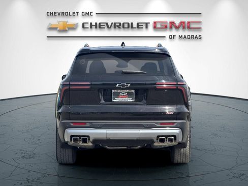 Used 2025 Chevrolet Traverse Z71 AWD/4WD image 4