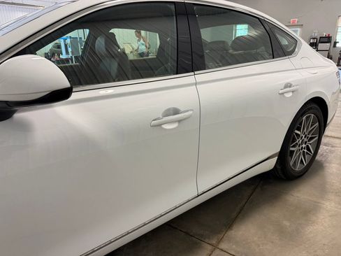 Certified 2025 Genesis G80 2.5T AWD/4WD image 10