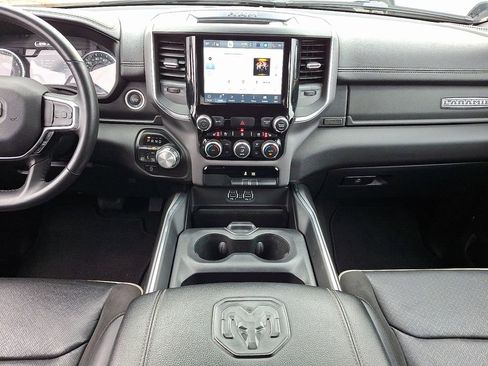 Used 2024 RAM 1500 Laramie image 16