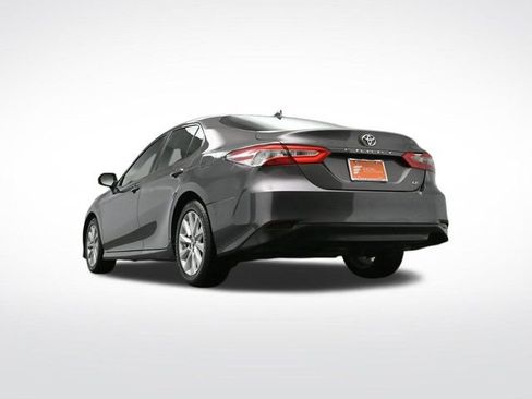 Used 2019 Toyota Camry LE image 35