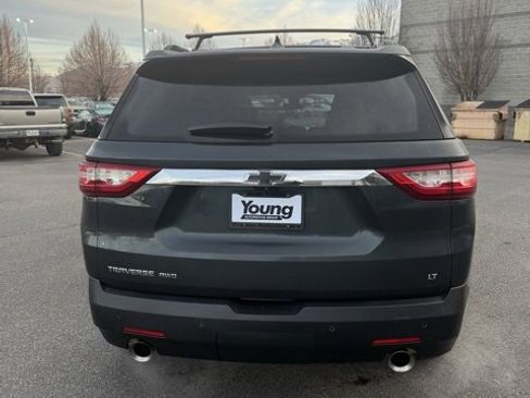 Used 2019 Chevrolet Traverse LT w/ LT Premium Package image 7
