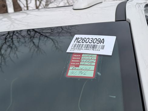 Certified 2024 Cadillac Escalade Sport Platinum w/ LPO, ONYX Package image 48