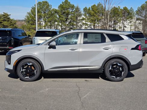 New 2026 Kia Sportage EX w/ EX Panorama Roof Package image 4
