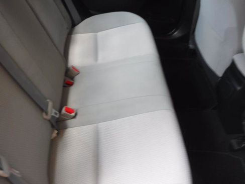 Used 2014 Toyota Corolla LE image 30