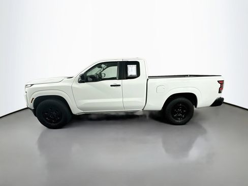 Used 2022 Nissan Frontier S RWD image 4