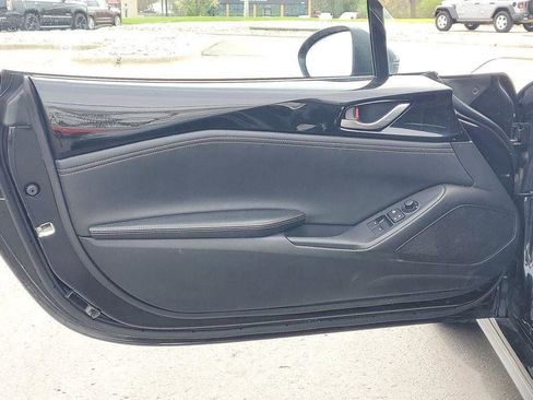 Used 2025 MAZDA MX-5 Miata RF Grand Touring RWD image 21