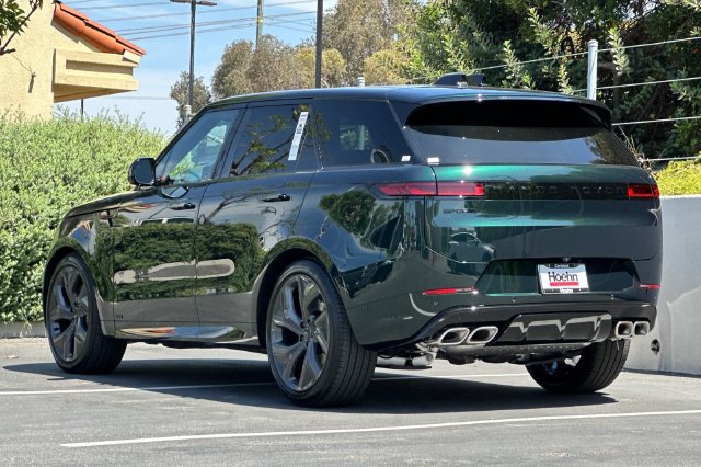 New 2026 Land Rover Range Rover Sport Dynamic SE AWD/4WD image 3