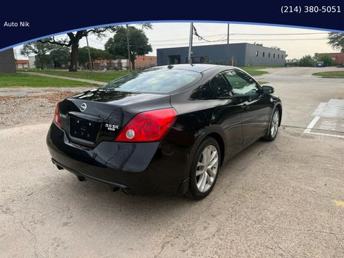 Used 2010 Nissan Altima 3.5 SR w/ Leather Pkg FWD image 3