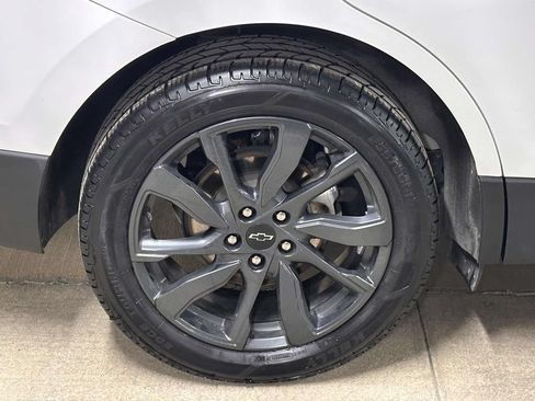 Certified 2023 Chevrolet Equinox RS AWD/4WD image 12