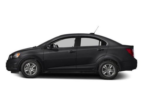 Used 2016 Chevrolet Sonic LT w/ Driver Confidence Package FWD image 3