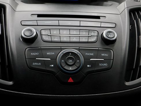 Certified 2018 Ford Escape SE image 28