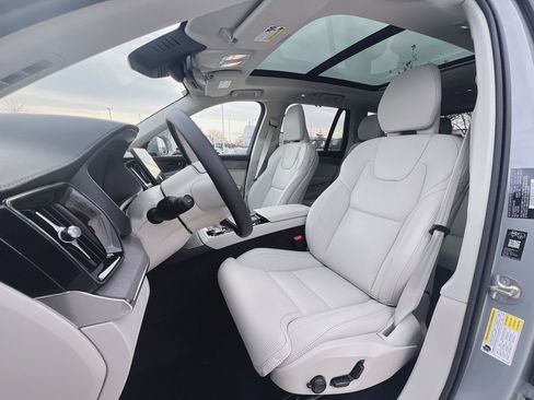 New 2026 Volvo XC90 B6 Ultra image 13