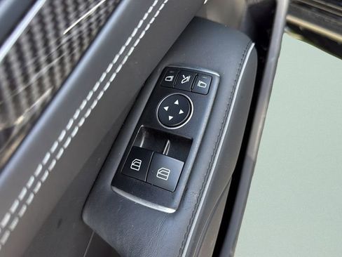 Used 2020 Mercedes-Benz SL 550 image 8