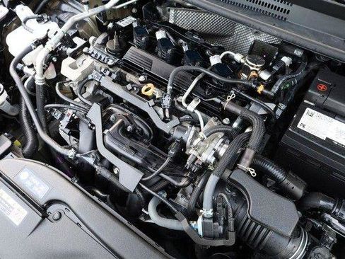 Used 2025 Toyota Corolla LE FWD image 24