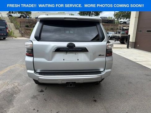 Used 2024 Toyota 4Runner TRD Off-Road Premium w/ Moonroof Package AWD/4WD image 5