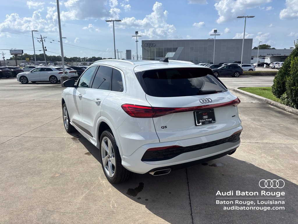 Used 2025 Audi Q5 Premium Plus w/ Premium Plus AWD/4WD image 7