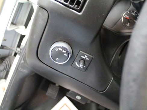 Used 2017 Chevrolet Express 2500 image 11