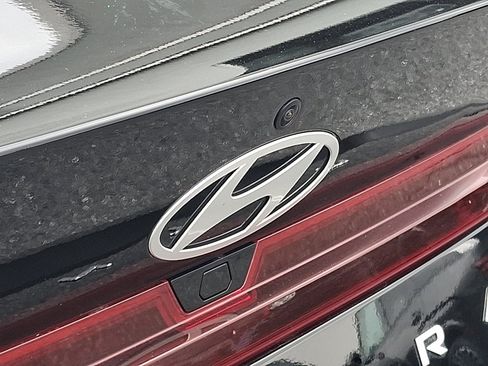 Certified 2024 Hyundai Elantra SEL FWD image 30