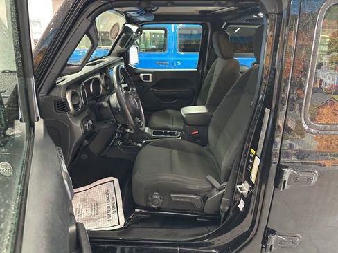Used 2020 Jeep Wrangler Unlimited Sport S image 23